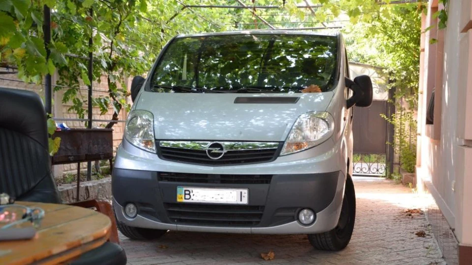 Opel Vivaro 2,5 робот 3