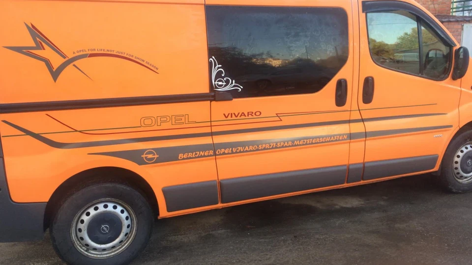 Opel Vivaro 2.5 рудий лис 5