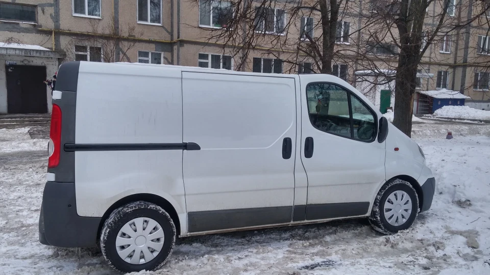Opel Vivaro 2.5CDTI(107KW.146К.С)