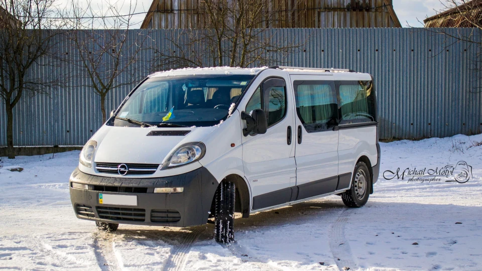 Opel Vivaro Біла Ластівка