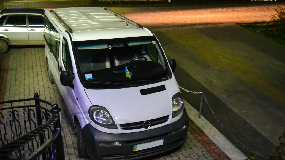 Opel Vivaro Біла Ластівка 2