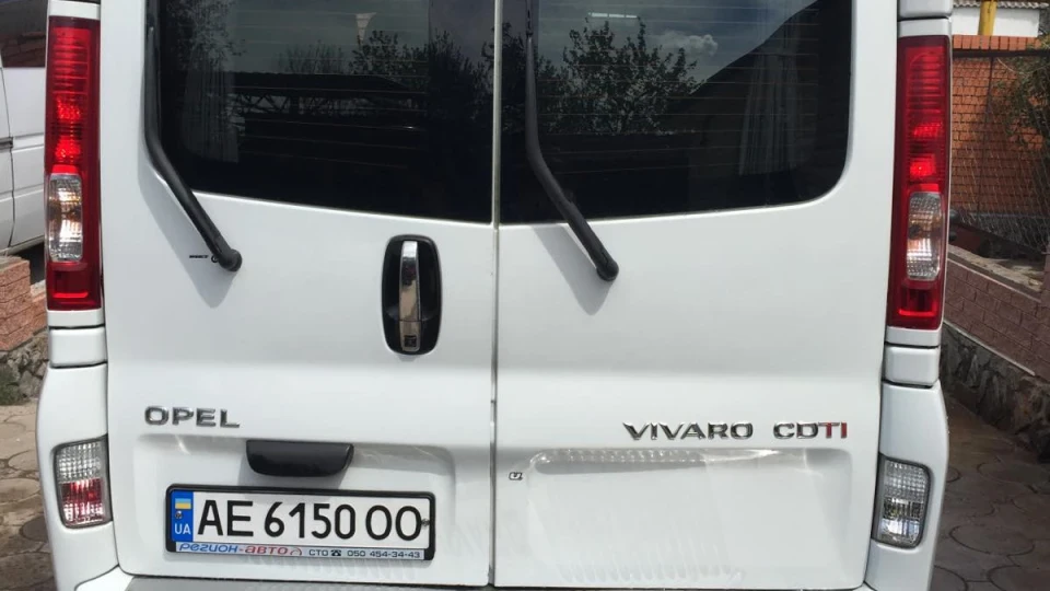 Opel Vivaro Білий, чіпований M9R 2.0