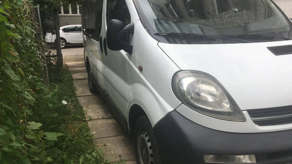 Opel Vivaro Busik 2