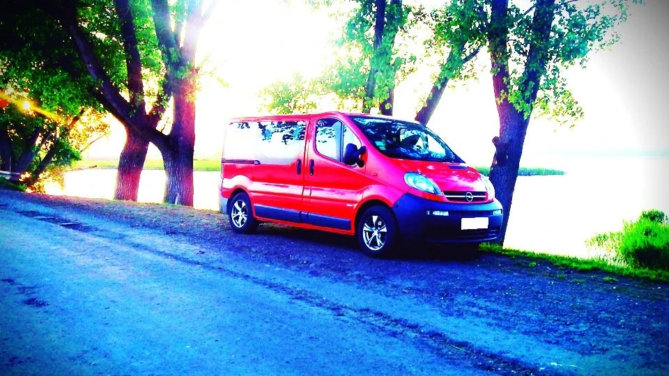 Opel Vivaro ЧаРіВнИй ВоЗиК 2