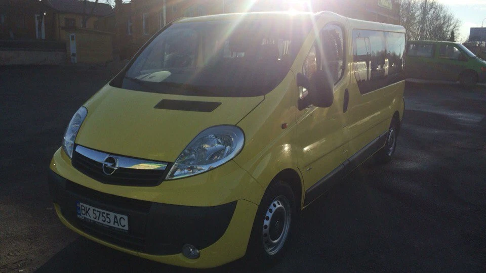 Opel Vivaro курча 4