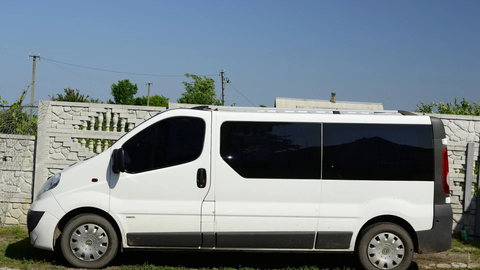 Opel Vivaro Довгий 3