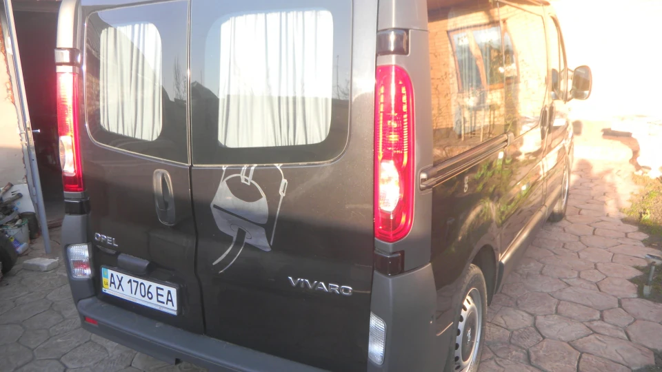 Opel Vivaro F4R інжектор газ-бенз 2