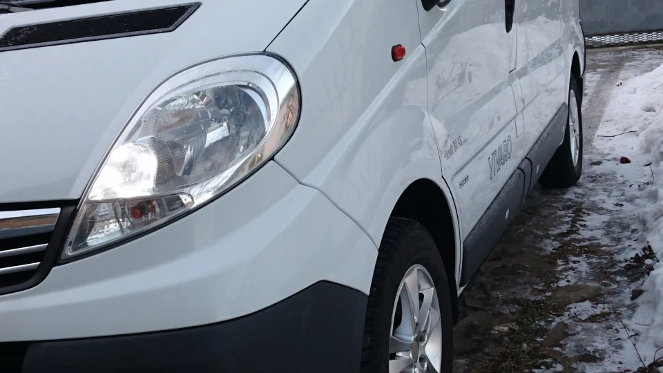 Opel Vivaro гарячий швед 2
