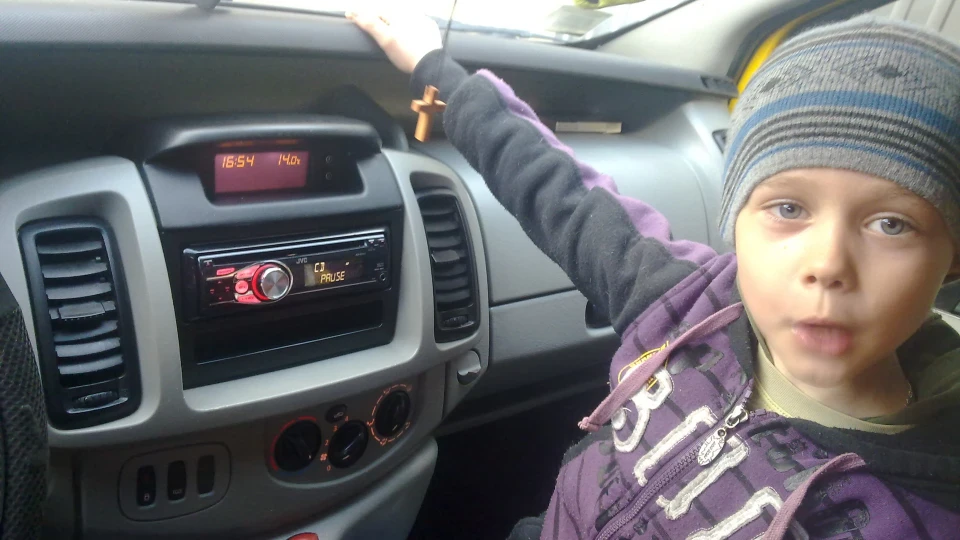 Opel Vivaro ГУБКА БОБ 2