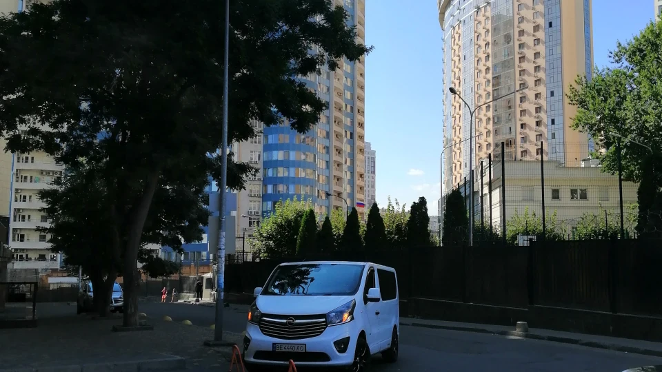 Opel Vivaro irmscher gt 001/100