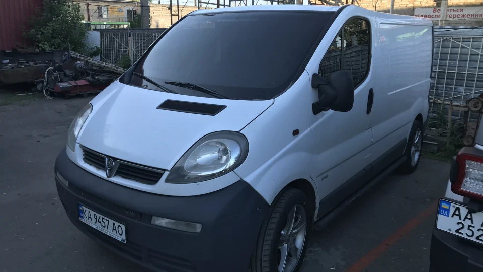 Opel Vivaro кабанчик київський 4