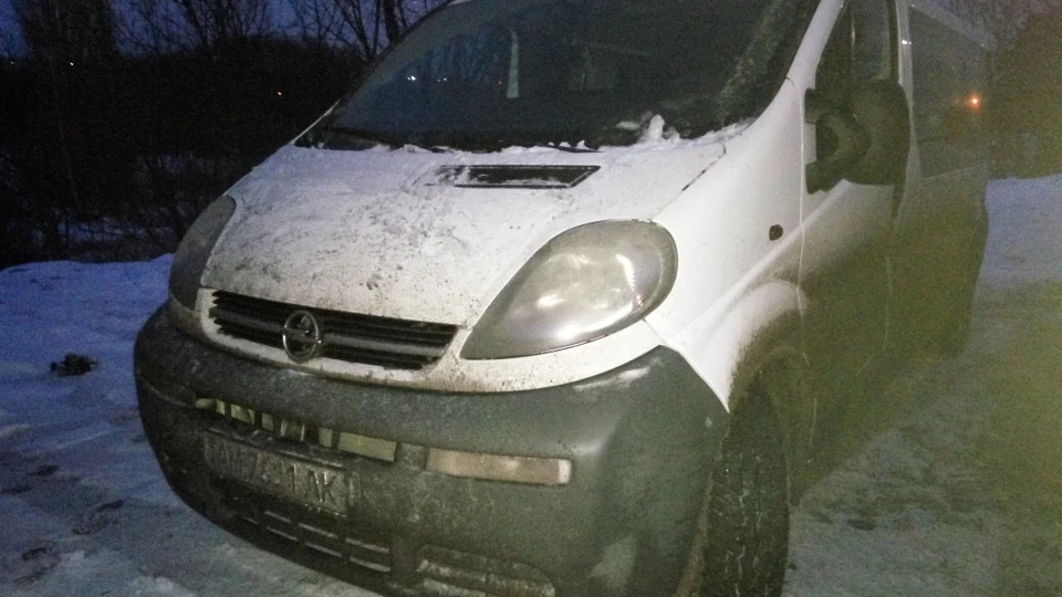 Opel Vivaro Long біла блискавка 2