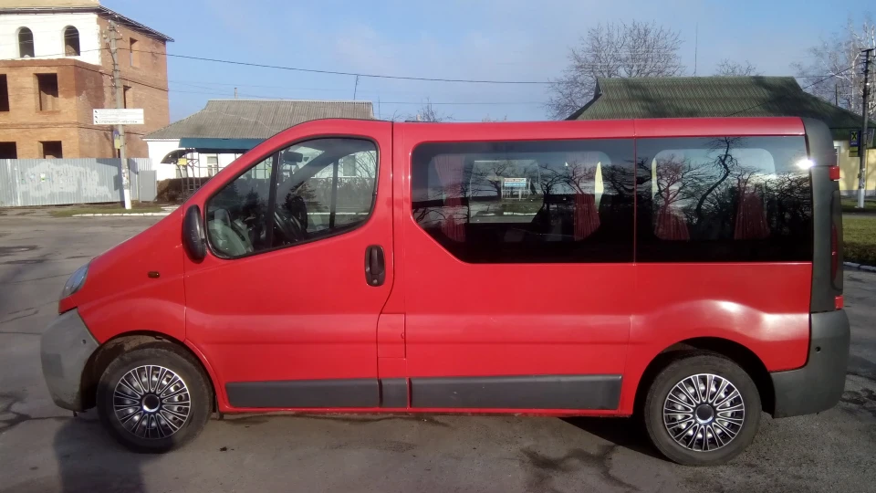 Opel Vivaro Міні Ікарус 4