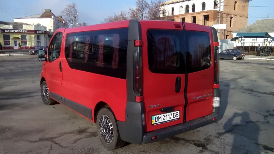 Opel Vivaro Міні Ікарус 5