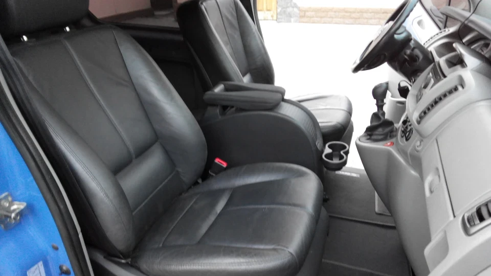 Opel Vivaro Passenger@Pistol@ G9U 5