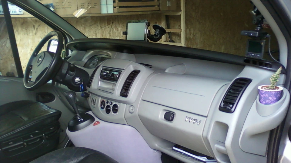 Opel Vivaro ПОНТОВОЗ 4