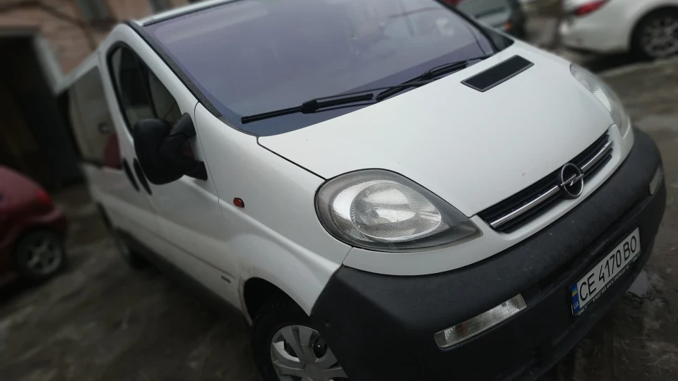Opel Vivaro Просто бусик 4