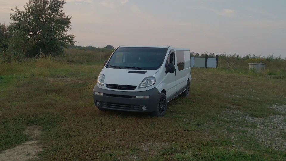 Opel Vivaro RuffBus II 2