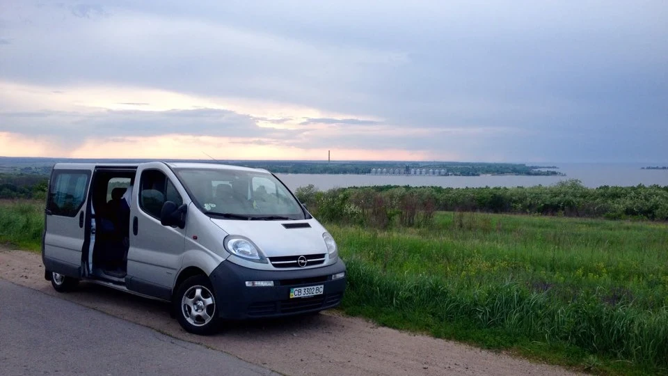 Opel Vivaro Сіренький дзига 4