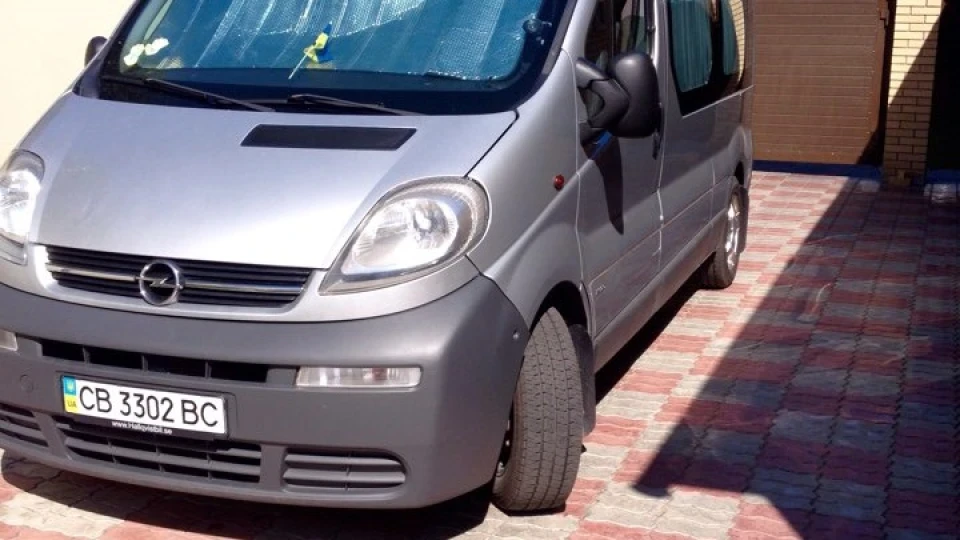 Opel Vivaro Сіренький дзига 5