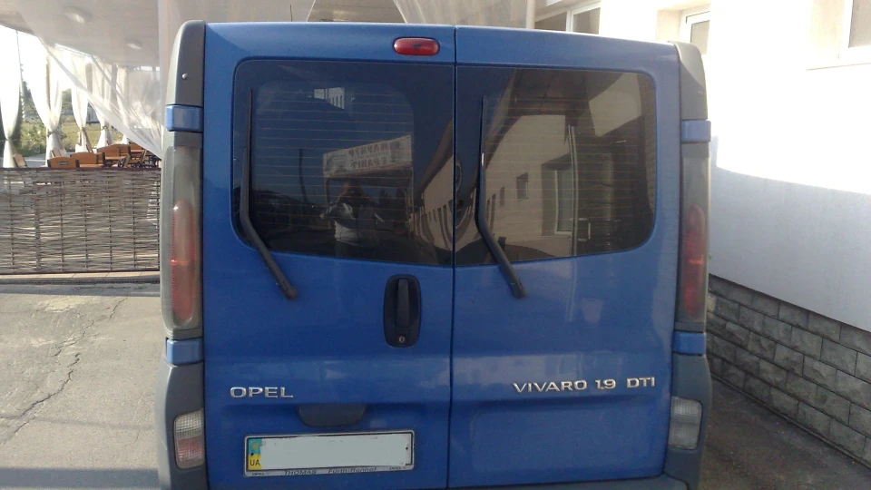 Opel Vivaro Синій металік 1.9 турбо 3