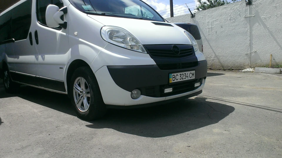 Opel Vivaro Сніжний Барс 3