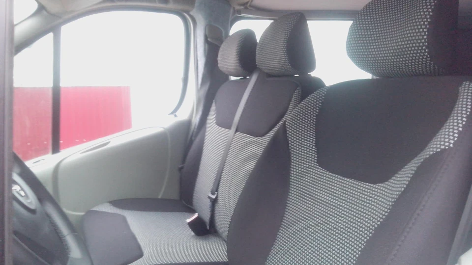 Opel Vivaro Sprint 5