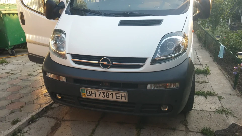 Opel Vivaro TURBO DIZEL 1.9 DCI