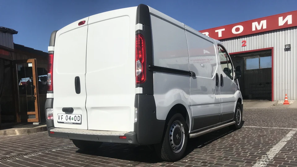 Opel Vivaro Вулиця червоних ліхтарів 3