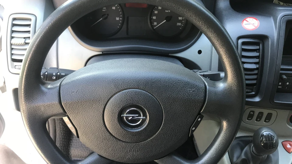 Opel Vivaro Вулиця червоних ліхтарів 4