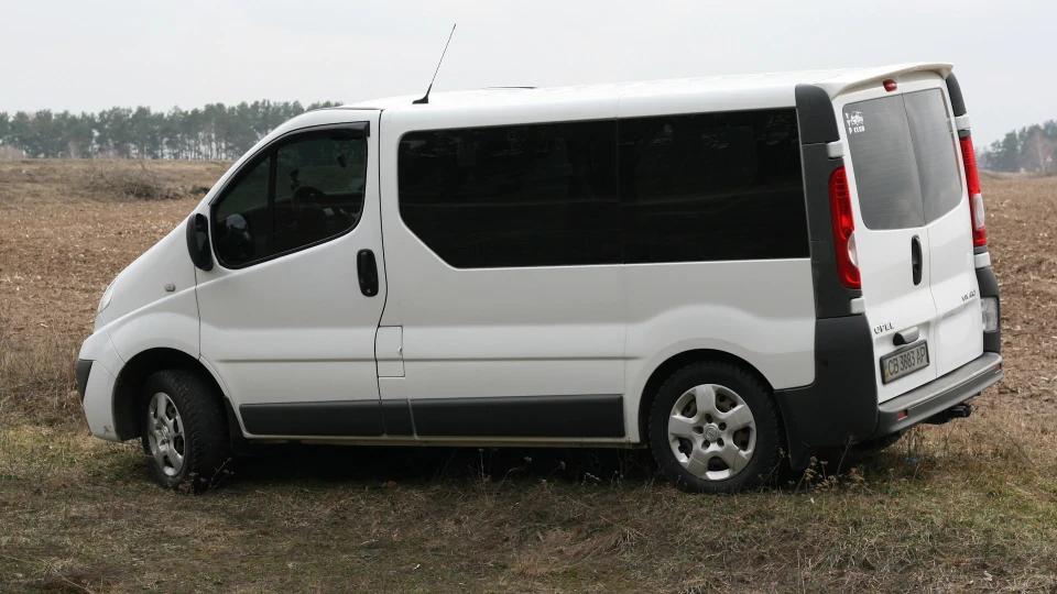 Opel Vivaro Vauxhall style:) 3