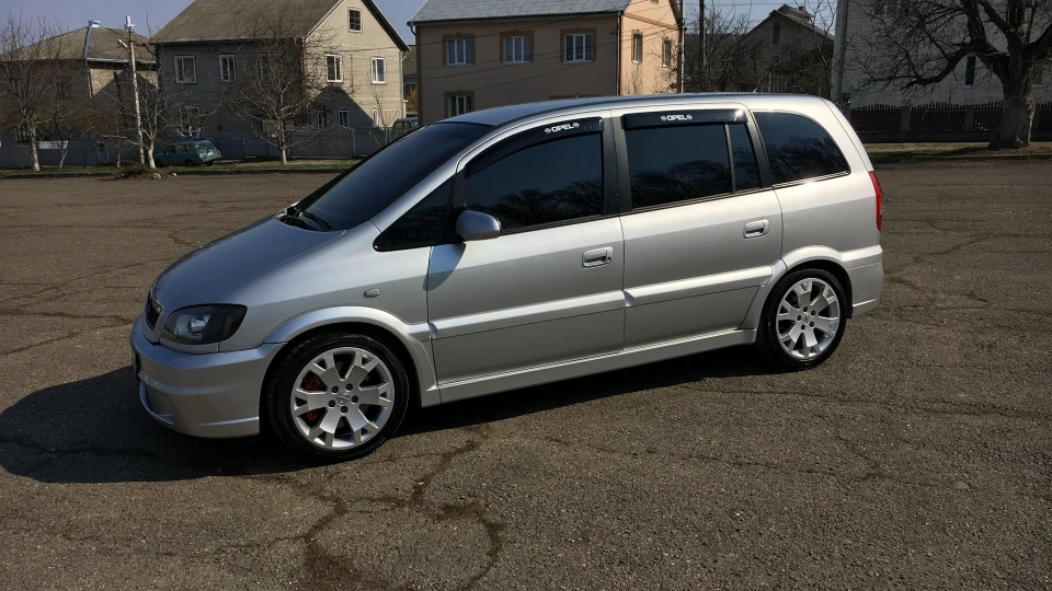 Opel Zafira OPC Opel zafira opc stage 2 5