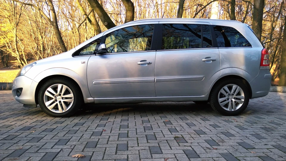 Opel Zafira 3