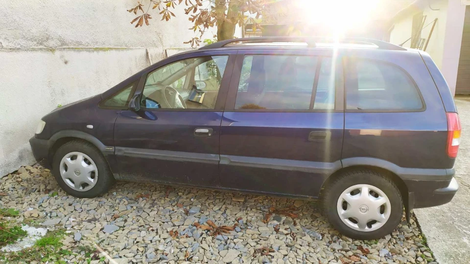 Opel Zafira 2