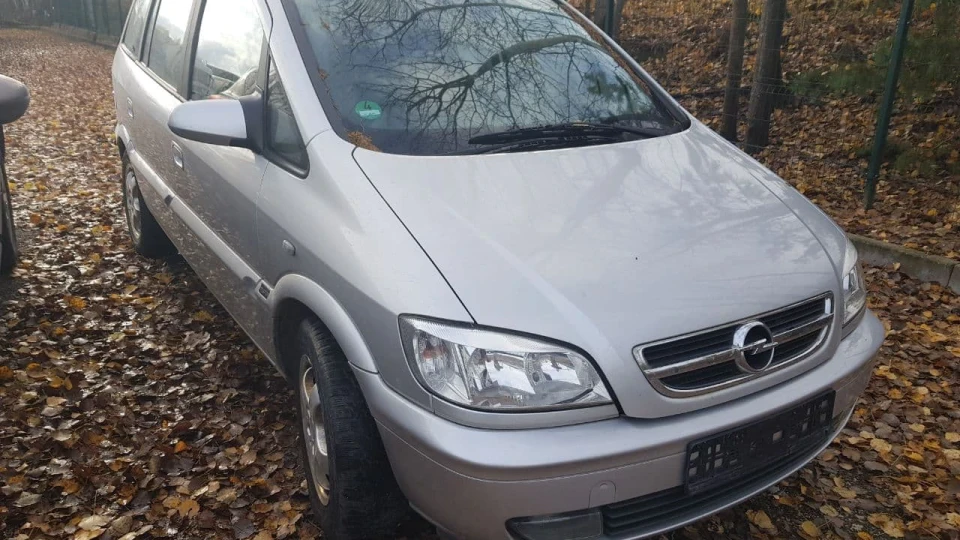 Opel Zafira 2