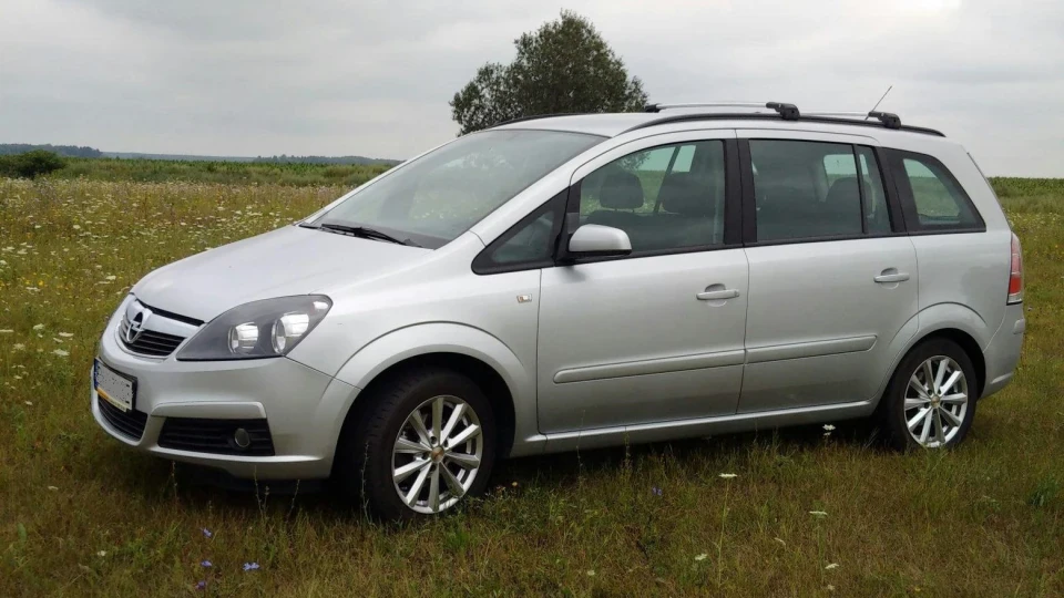 Opel Zafira 2