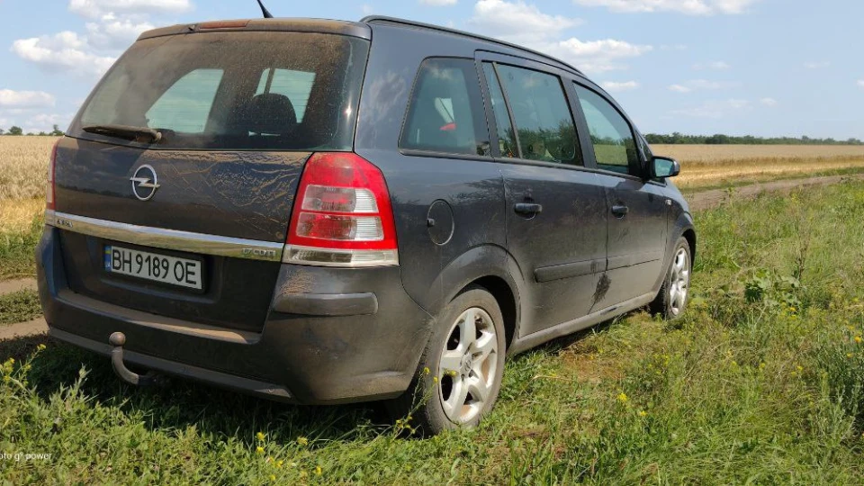 Opel Zafira 4