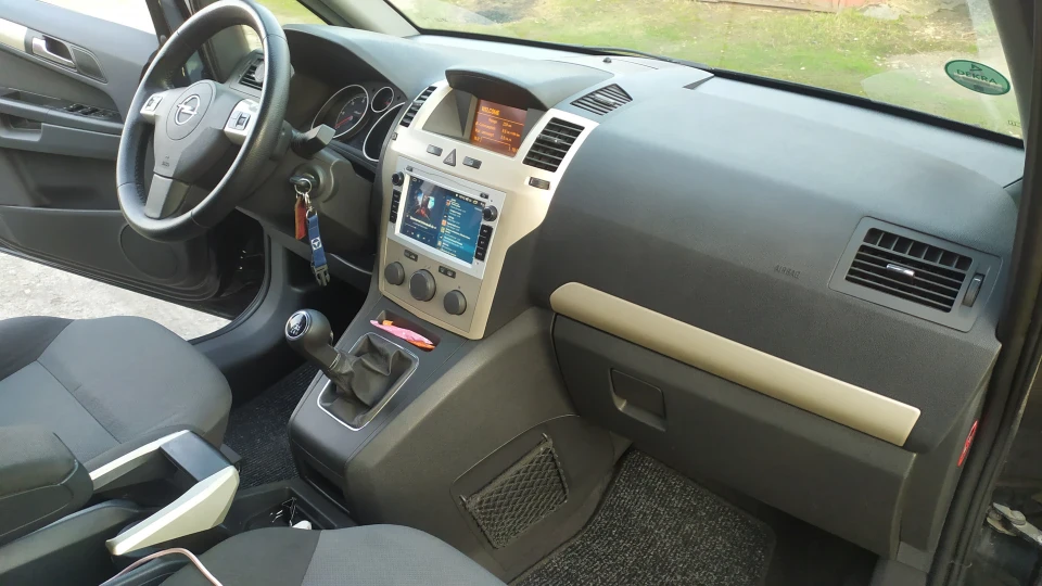 Opel Zafira 3