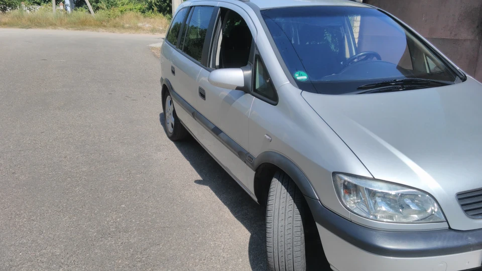 Opel Zafira 1.8 ат Elegance 2