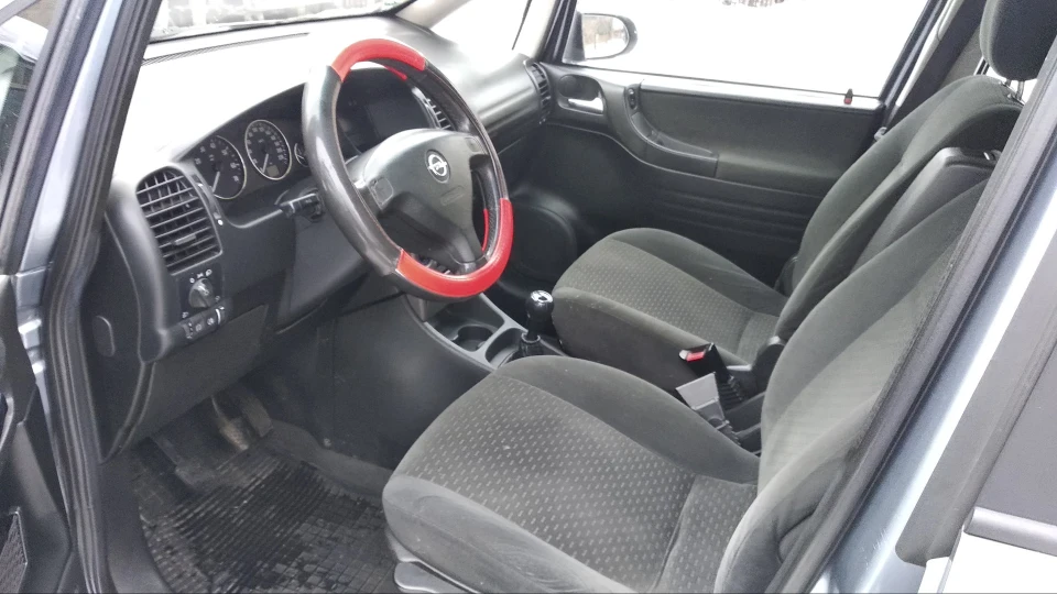 Opel Zafira 1.8 бензин 2