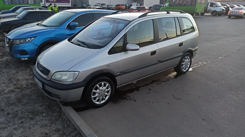 Opel Zafira 1.8 x18xe1 5