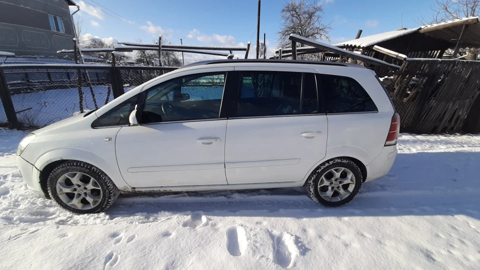 Opel Zafira 1.9cdti 2