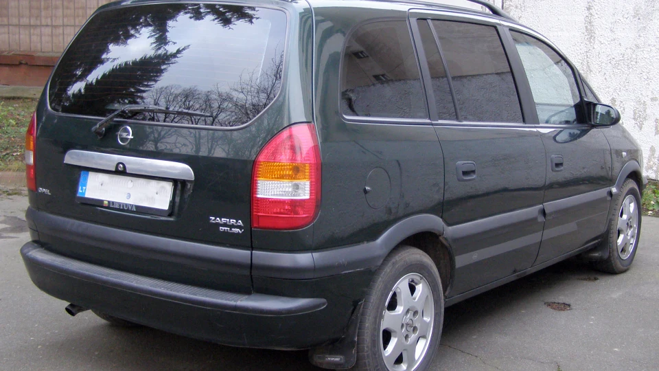 Opel Zafira 2.0 DTI 3