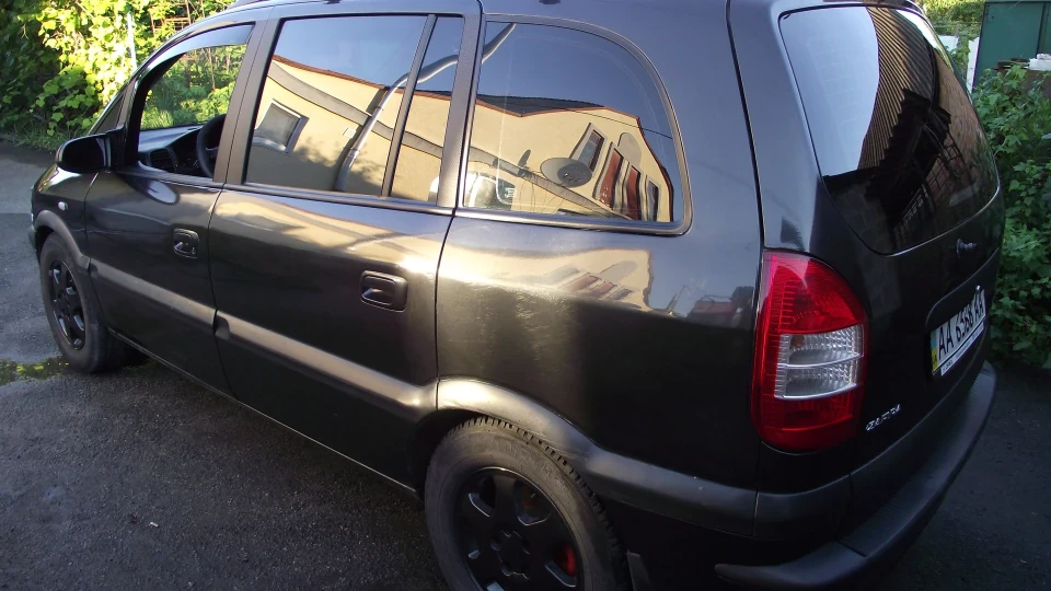 Opel Zafira 2.0 TD 3