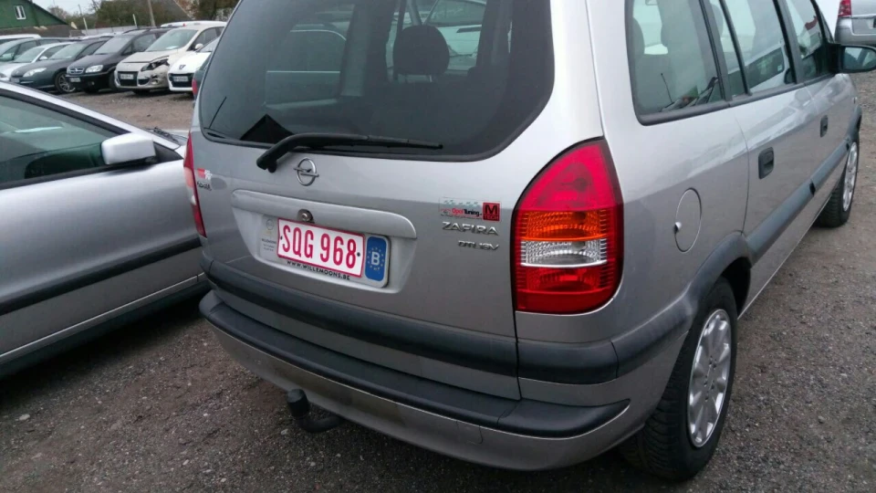 Opel Zafira 2.0 TDI 2
