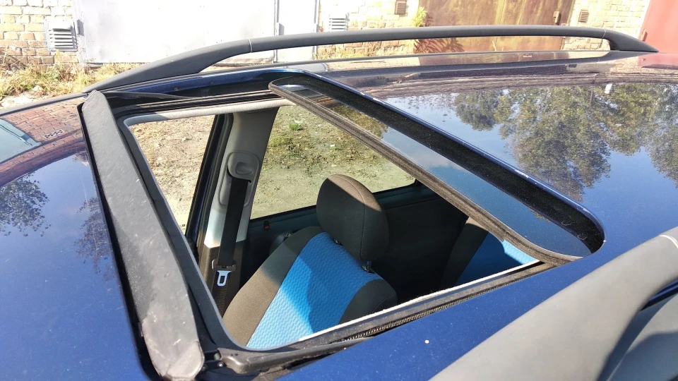Opel Zafira 2.2 бензин