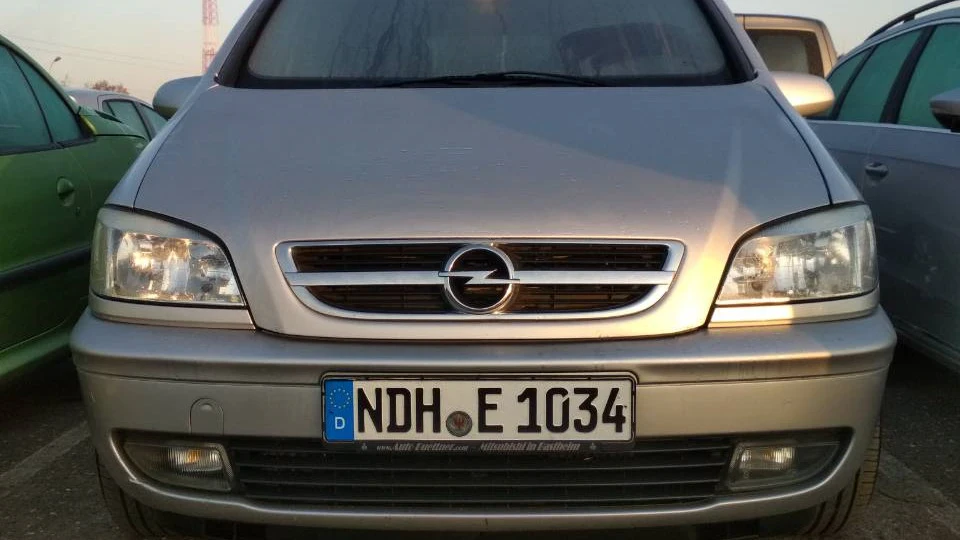 Opel Zafira 2.2 DTI 2