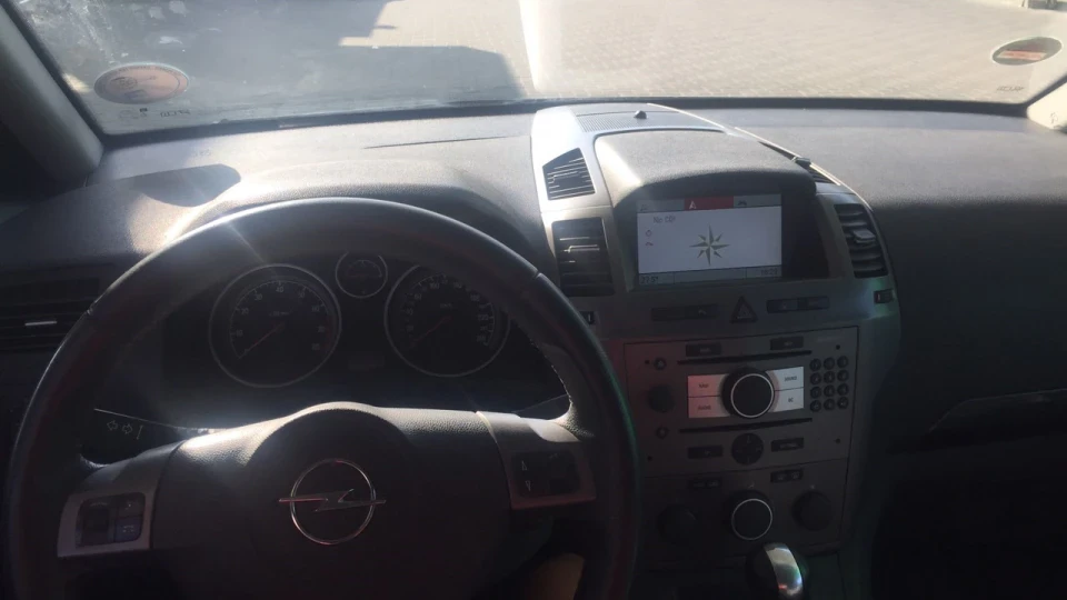 Opel Zafira 2.2direct супер cosmo) 2