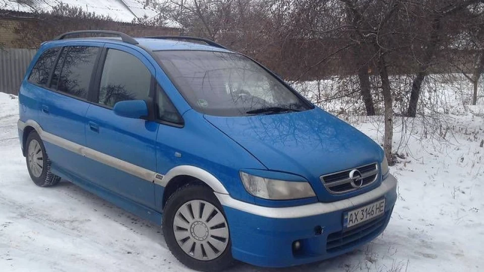 Opel Zafira 2.2i-16V sport 147л.с. 2