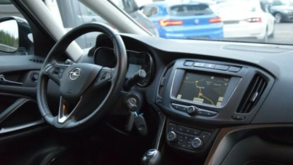 Opel Zafira C 1.6 CDTI (B16DTH) 3